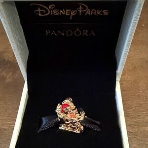 Pandora Disney Mickey & Minnie Sleigh Ride Charm